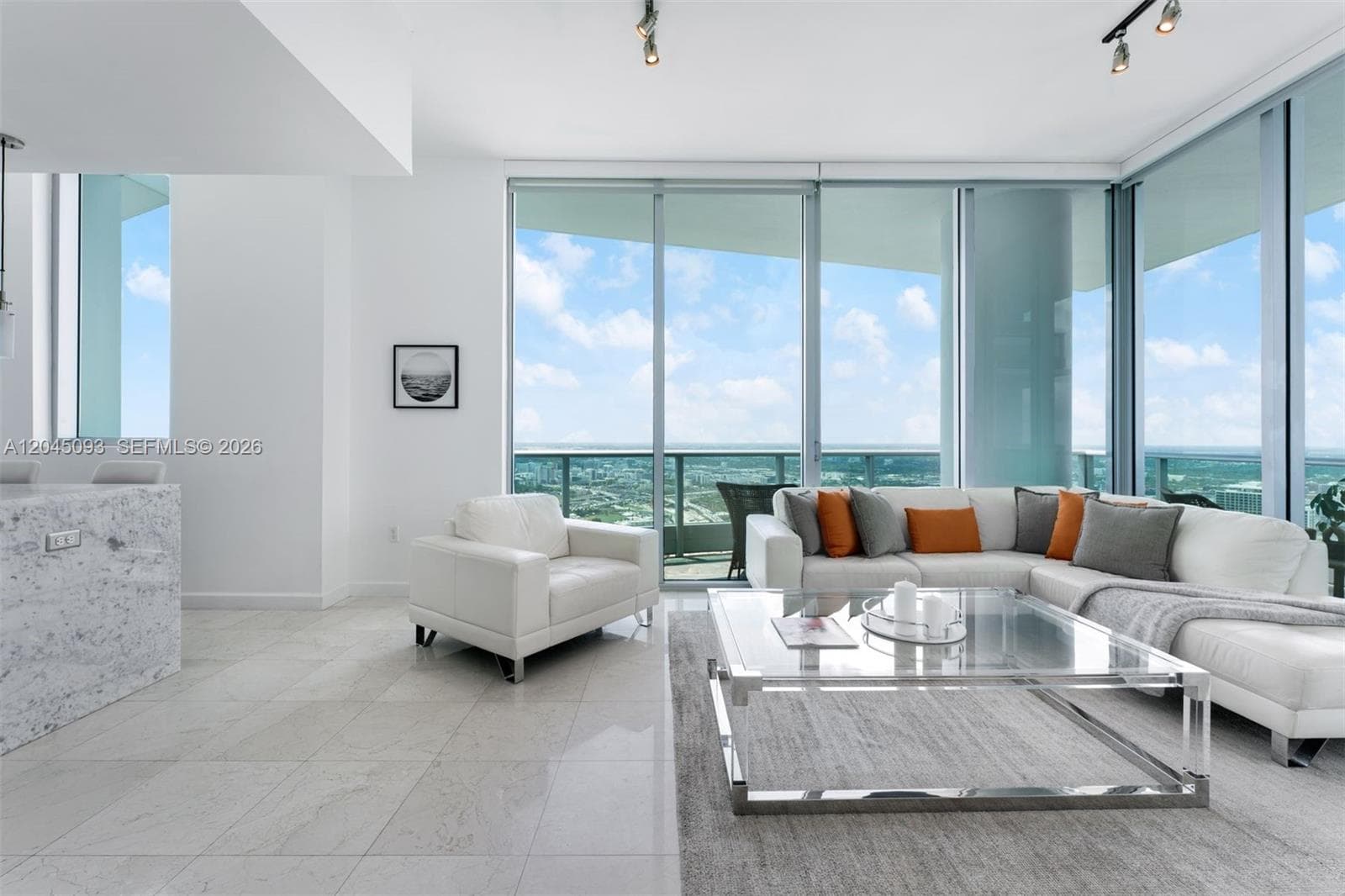 900 Biscayne Bay Unit 5812 condo pending at 900 Biscayne Blvd # 5812, Miami FL 33132
