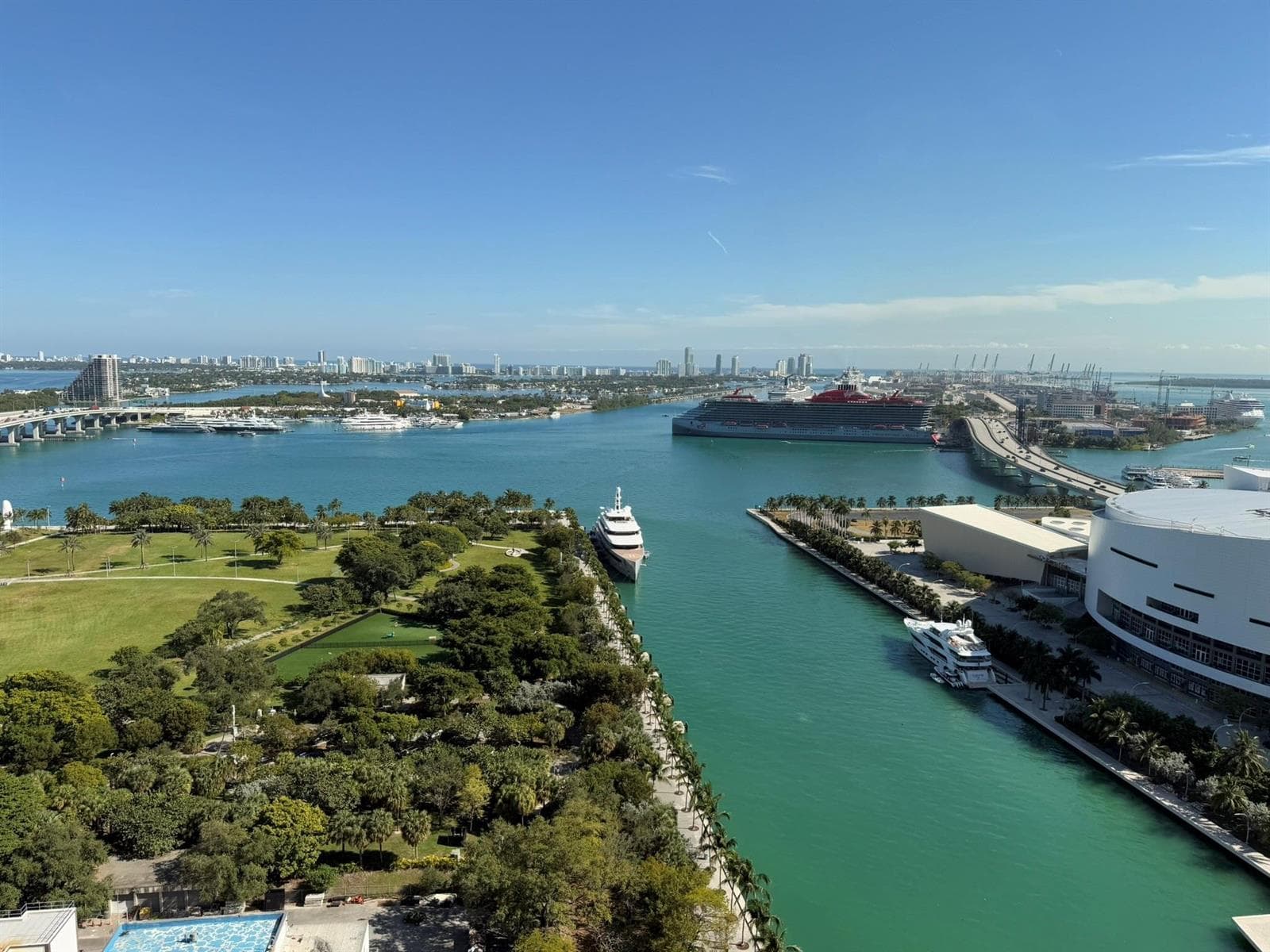 900 Biscayne Bay Unit 2807 condo for rent at 900 Biscayne Boulevard # 2807, Miami FL 33132