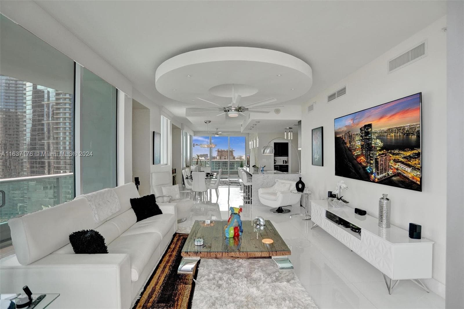 900 Biscayne Bay Unit 2901 condo rented at 900 Biscayne Blvd # 2901, Miami FL 33132