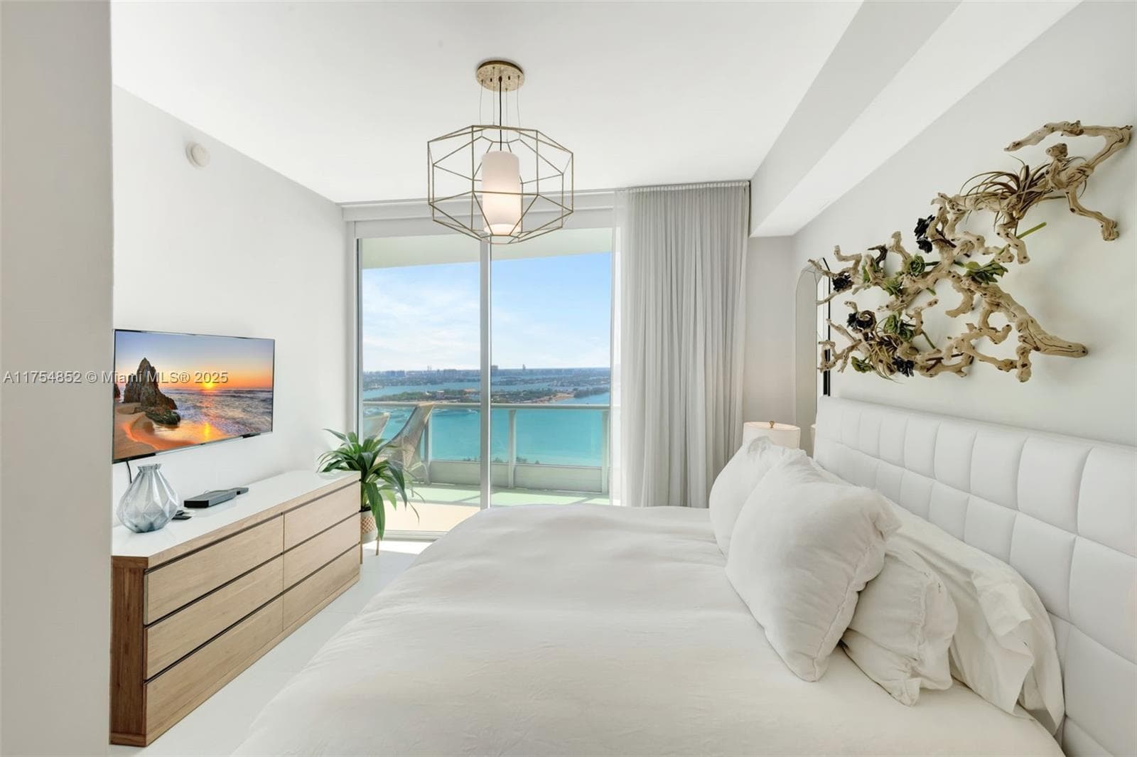 900 Biscayne Bay Unit 3303 condo rented at 900 Biscayne Blvd # 3303, Miami FL 33132