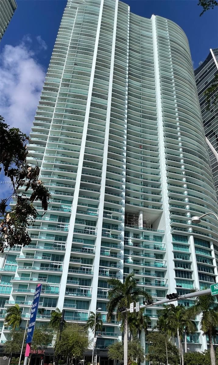 900 Biscayne Bay Unit 5707 condo rented at 900 Biscayne Blvd # 5707, Miami FL 33132