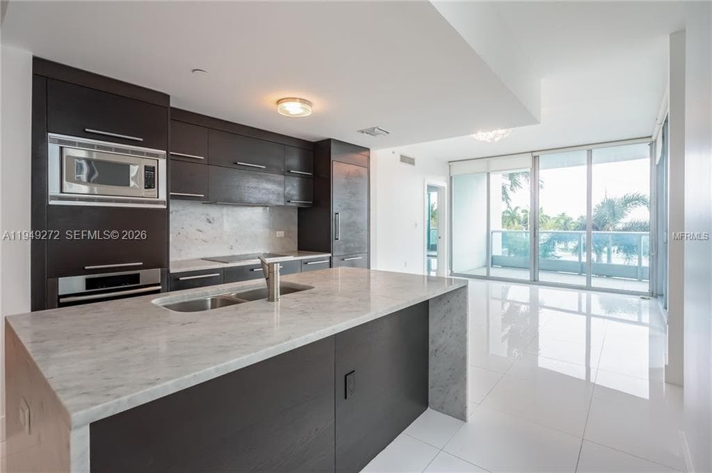 900 Biscayne Bay Unit 301 condo rented at 900 Biscayne Blvd # 301, Miami FL 33132